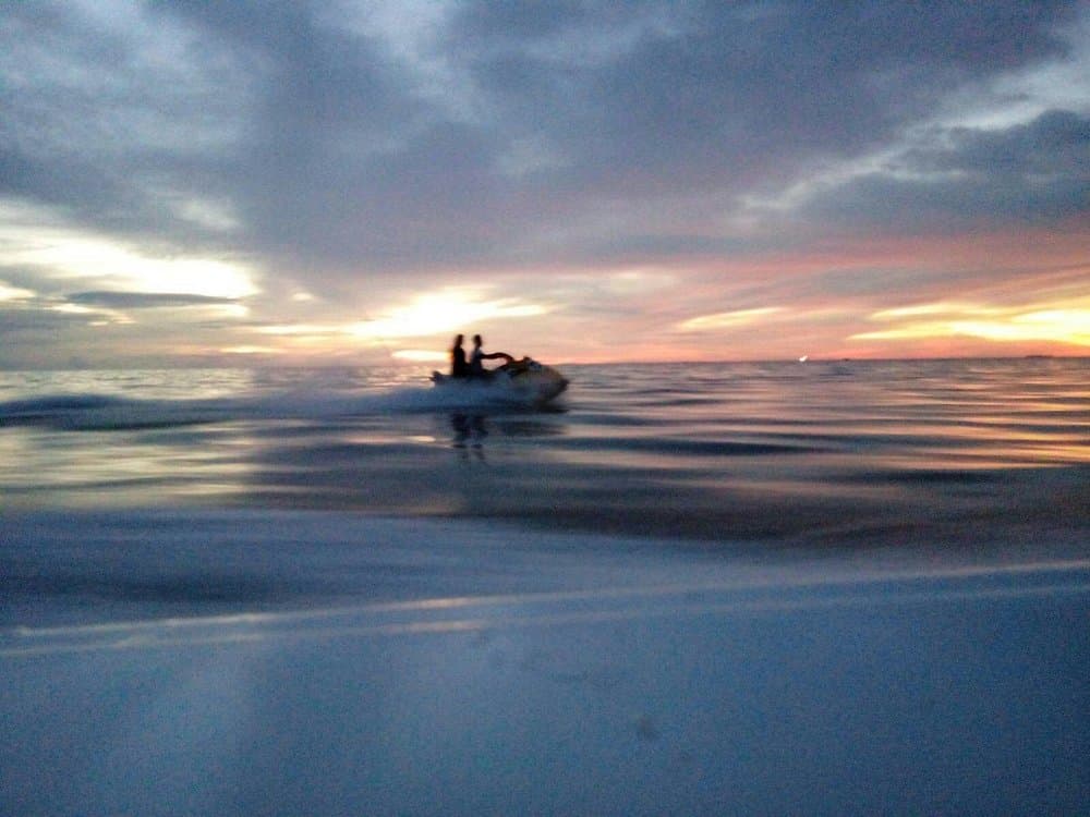 Pemandangan Pulau Mandeh dan destinasi alam Sumatera Barat, foto 1 dari 3